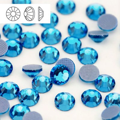 Стразы горячей фиксации из стекла, цвет Aquamarine, форма Flatback