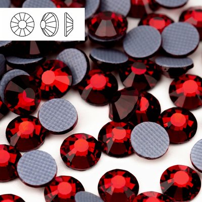 Стразы горячей фиксации из стекла, цвет Garnet, форма Flatback